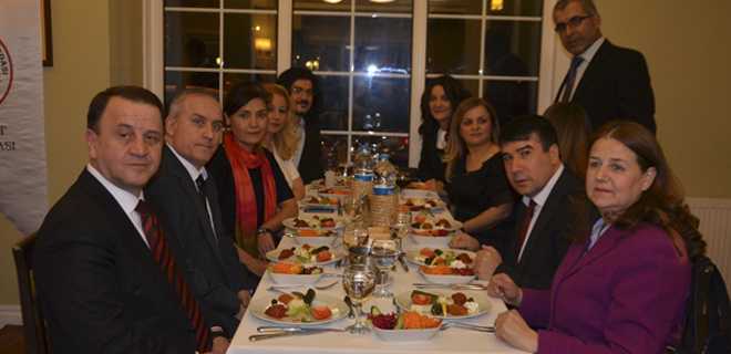 Işıklar Hekimlerle Yemekte Buluştu