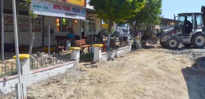 Çalışmalar Mahallelerde Eş Zamanlı Sürüyor