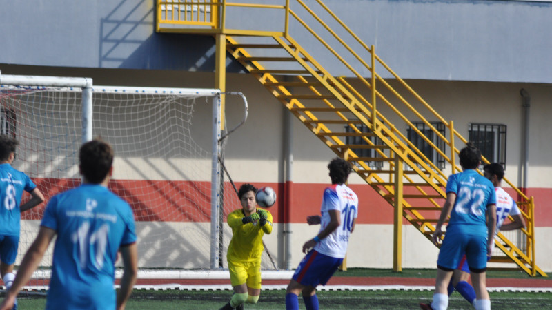 SİLİVRİSPOR U19 DÜNYALARI KAÇIRDI  ( 1 – 1 )       