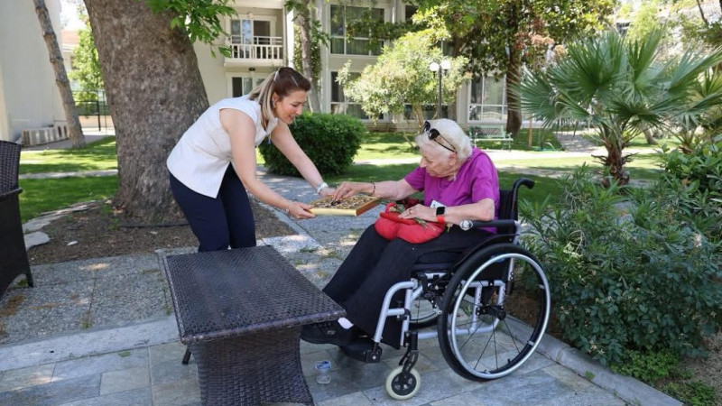 Silivri Belediyesi’nden Huzurevlerine Bayram Ziyareti