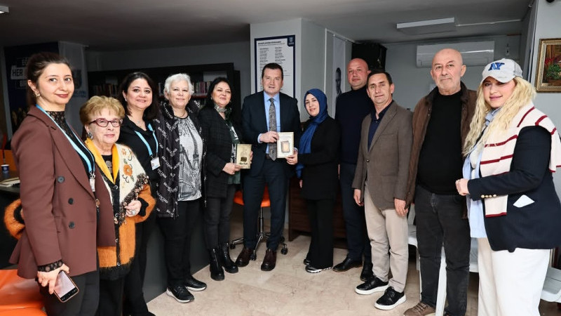 Başkan Bora Balcıoğlu’ndan Kütüphane Haftası’na Anlamlı Ziyaret