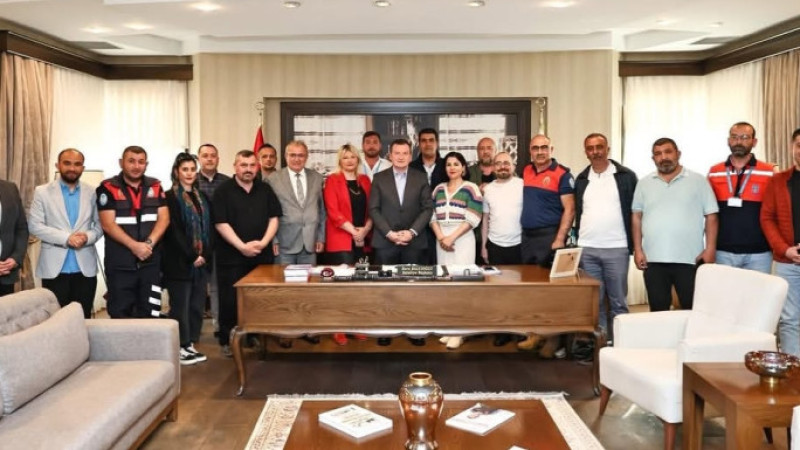 BALCIOĞLU’NDAN BELEDİYE-İŞ’E ZİYARET TEŞEKKÜRÜ