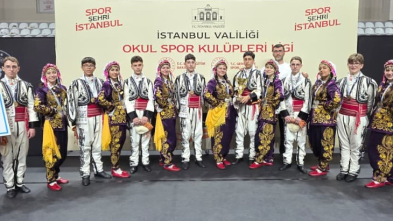Silivri Ortaokulu İstanbul Birincisi Oldu