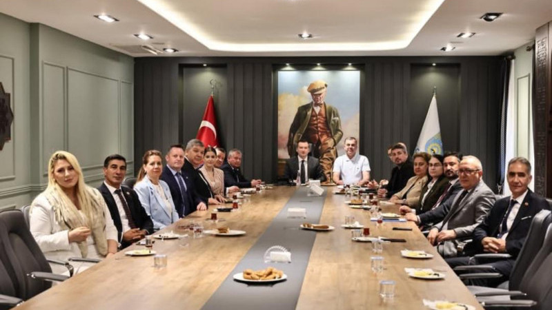 CHP’DE MECLİS ÖNCESİ KRİTİK GÜNDEM TOPLANTISI